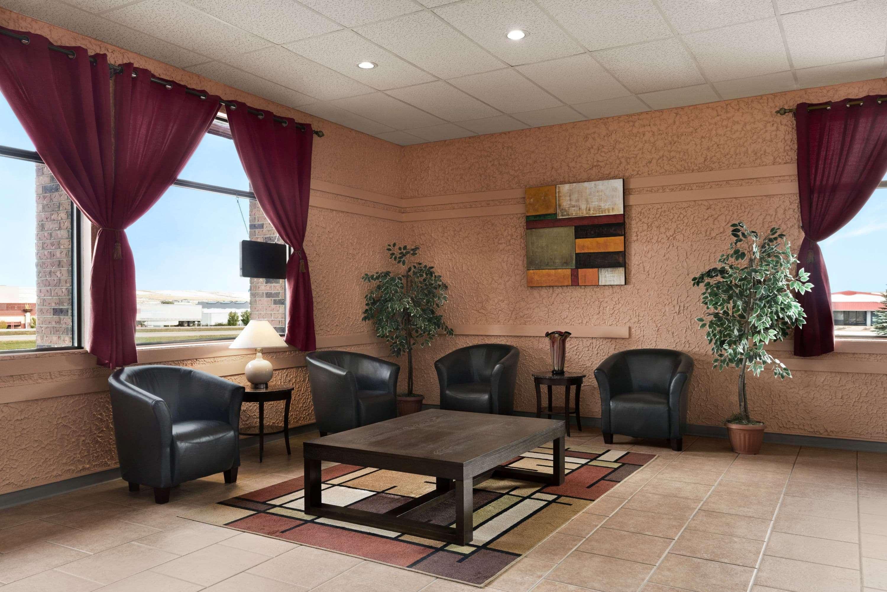 Travelodge By Wyndham Swift Current Dış mekan fotoğraf