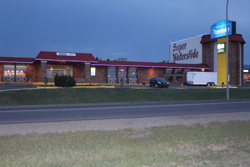Travelodge By Wyndham Swift Current Dış mekan fotoğraf