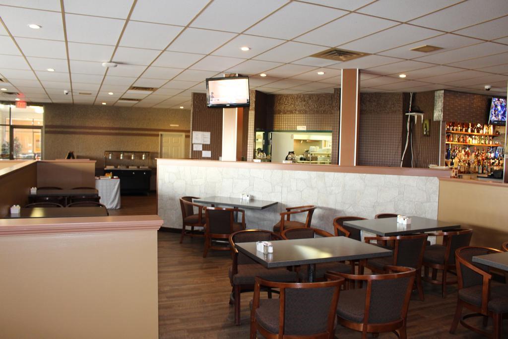 Travelodge By Wyndham Swift Current Dış mekan fotoğraf